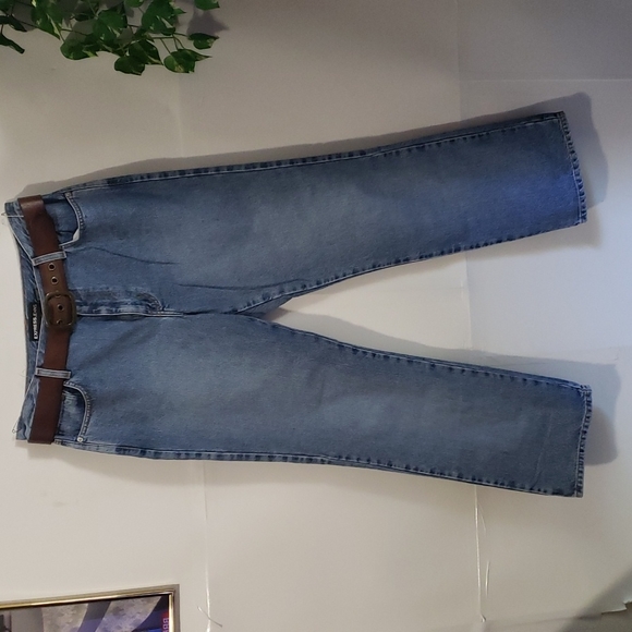 Express Bootcut Jean's - Picture 3 of 9